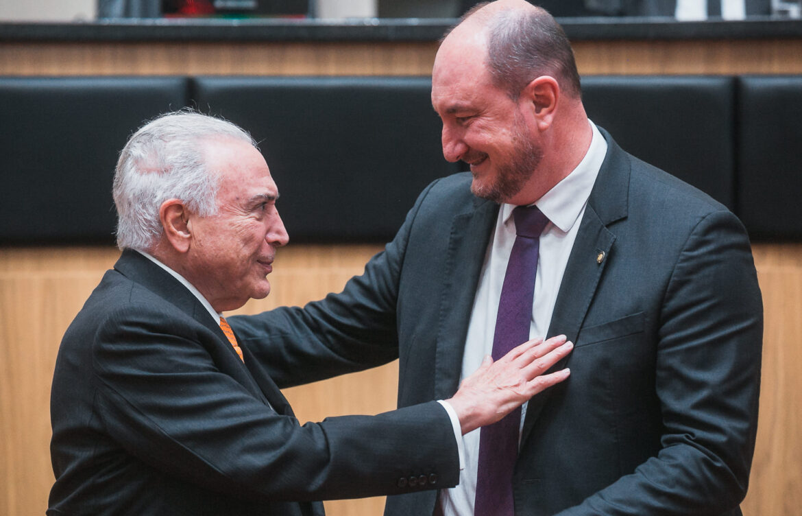 Michel Temer recebe título de cidadão catarinense