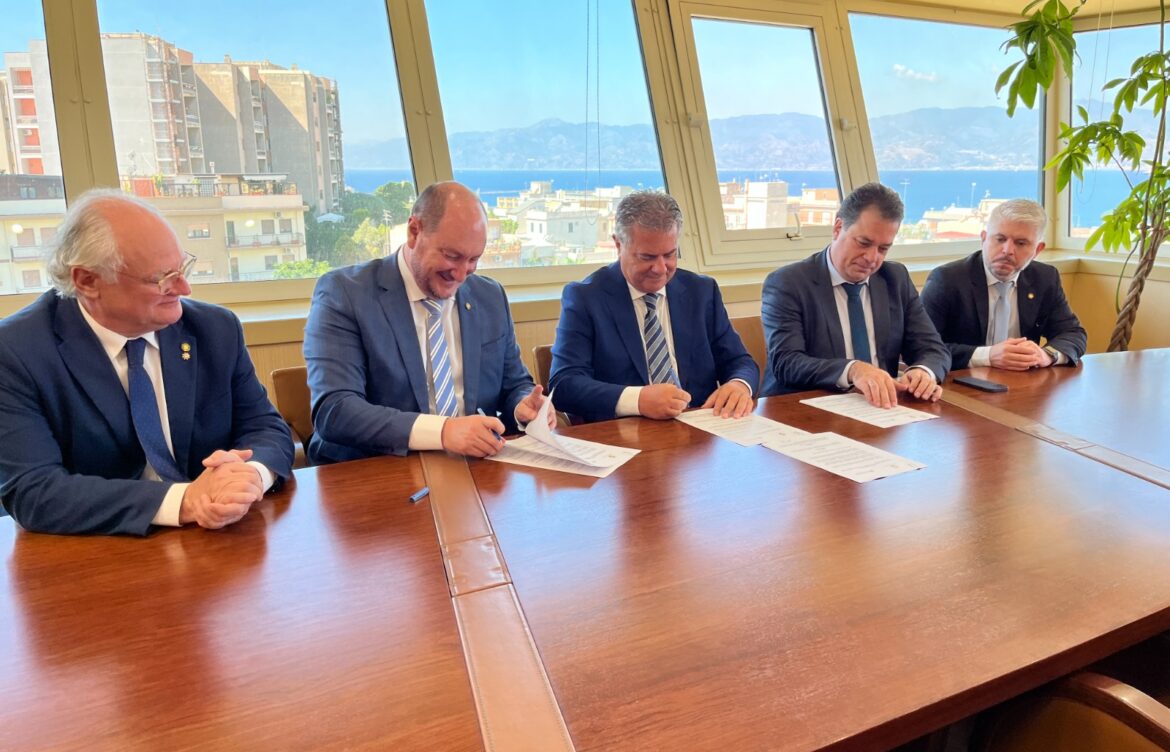 Assinado acordo de cooperação entre Alesc e Parlamento da Calábria